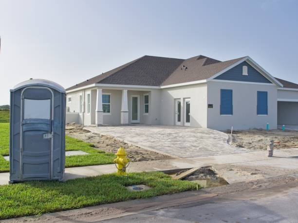 Best Portable restroom trailer rental  in Lake Mary Jane, FL